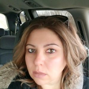 Meet your Posher, Dana